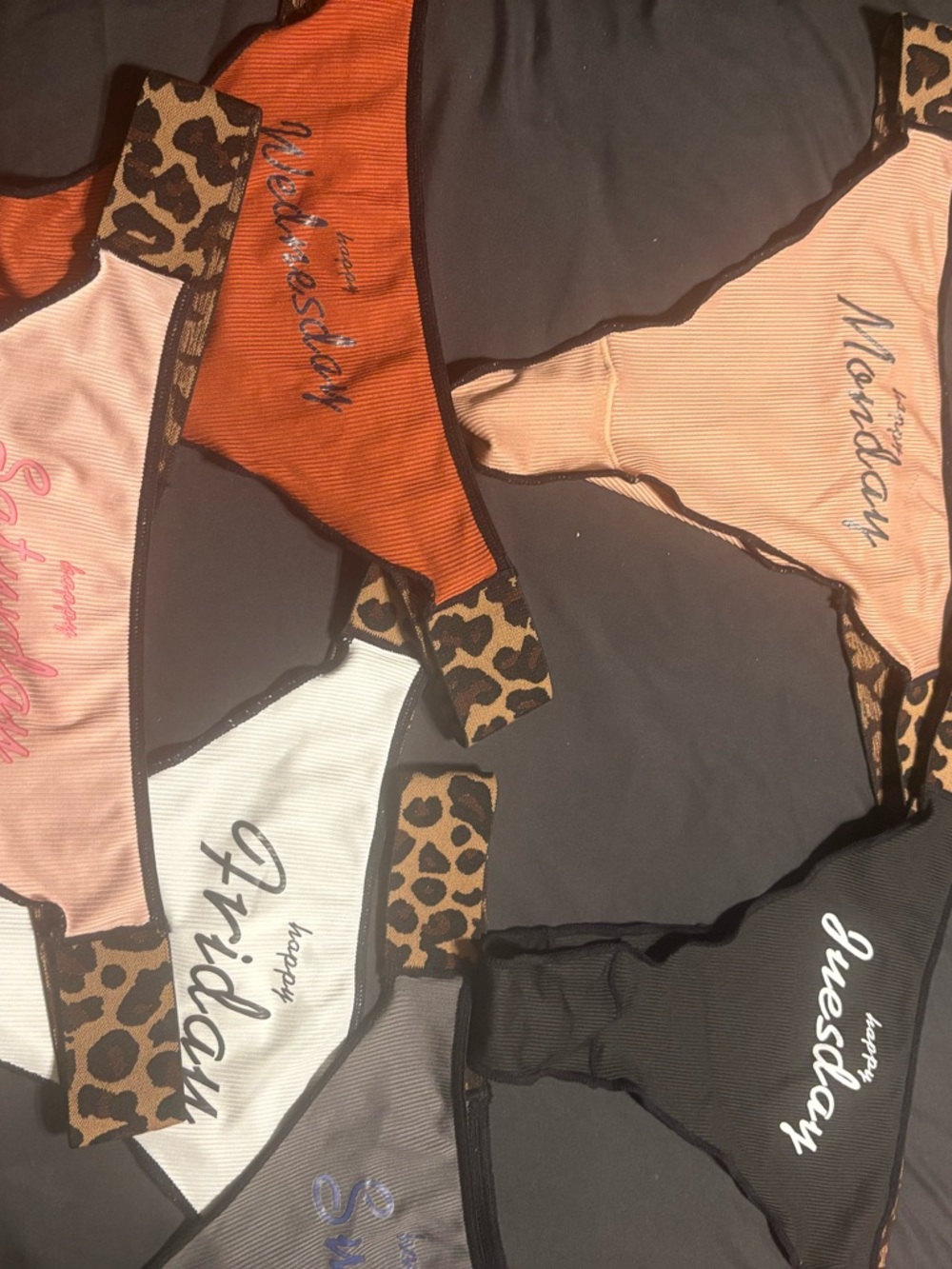 Leopard Ribbed Thong Set you will get 6 pairs